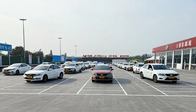 课程资源开发中如何选择依据？